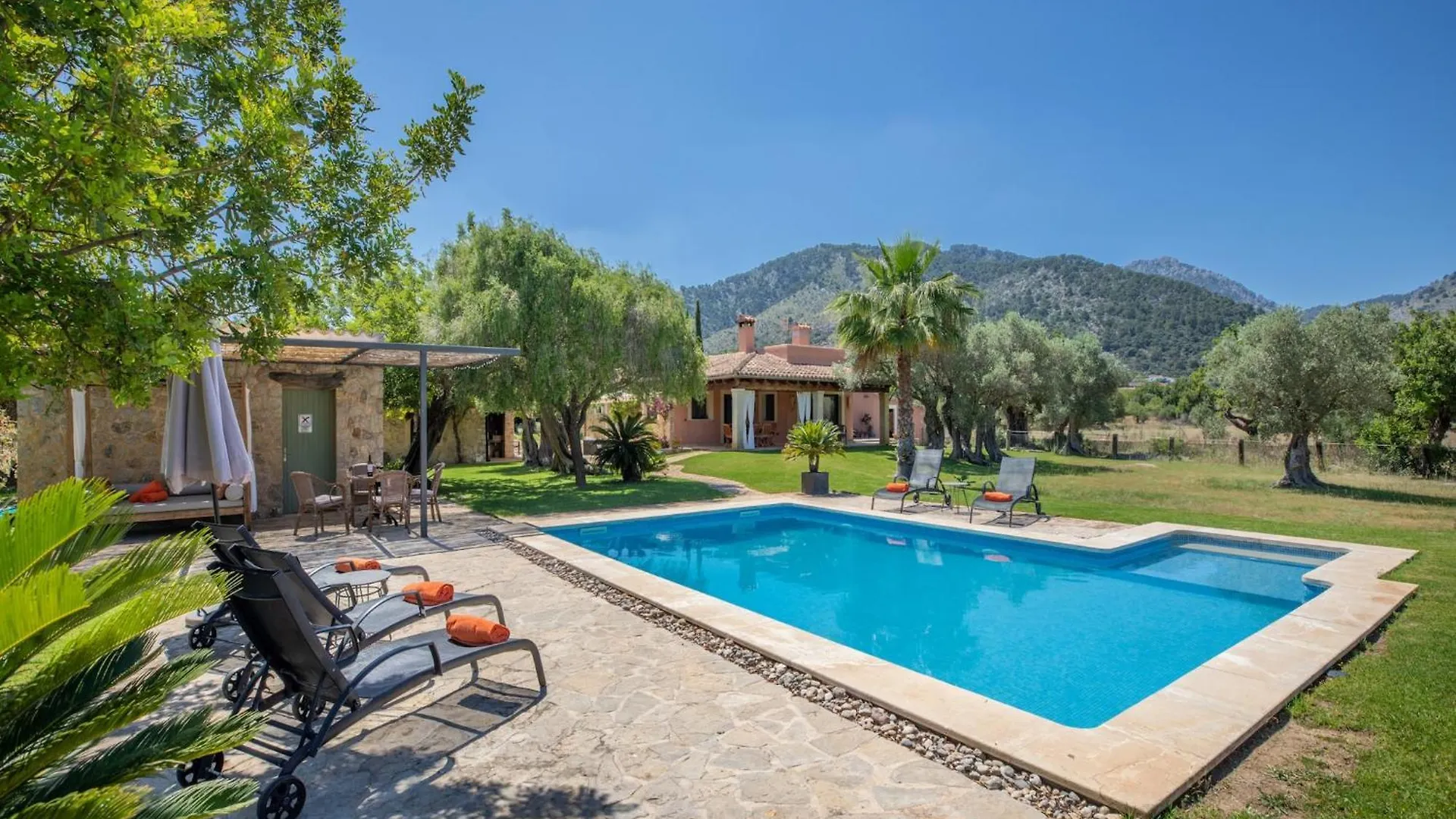 Nyaraló Country House Near Platja De Muro Selva